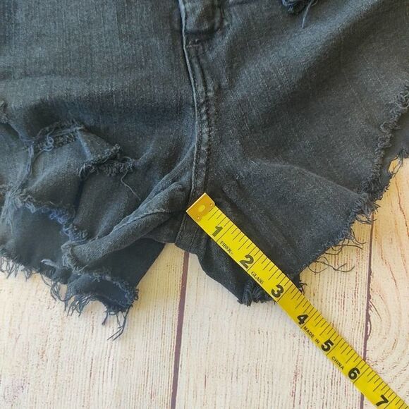 Vintage NYDJ high rise ripped shorts black sz 12 - Picture 5 of 8